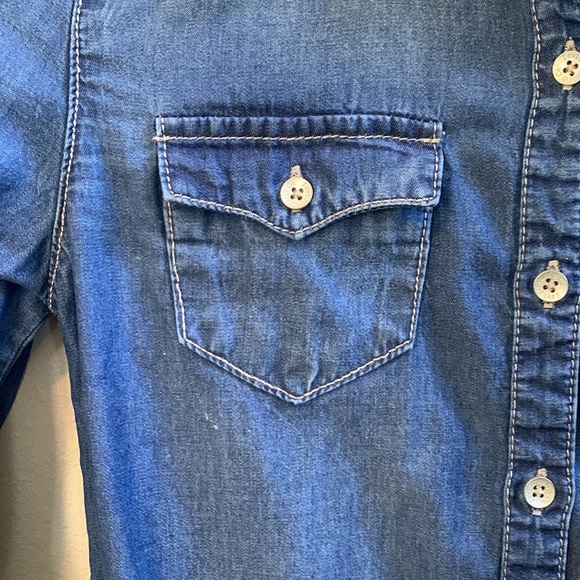 Girls Levi's Long Sleeve Button Up Shirt - Picture 3 of 10